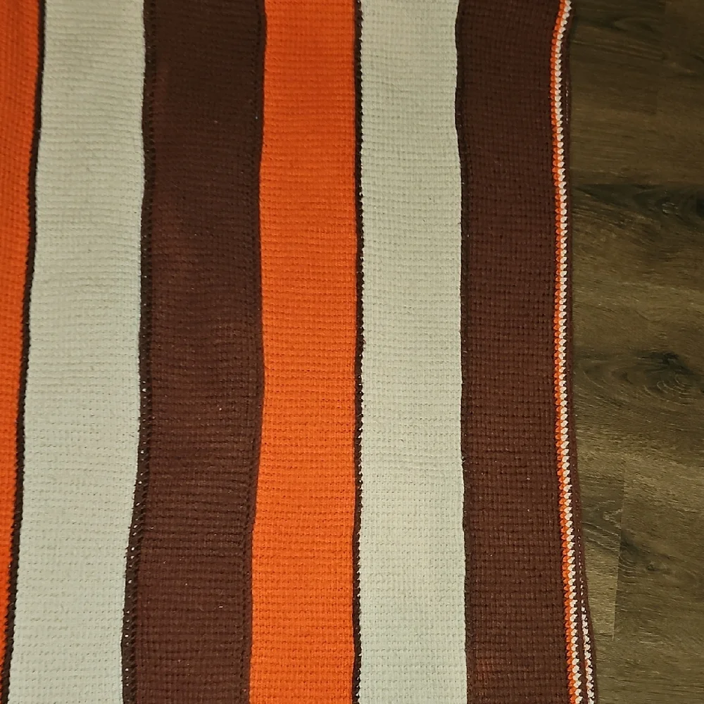 VINTAGE 60's Striped Handmade Knit Blanket Orange Brown Cream Throw Home Accent - Picture 4 of 4